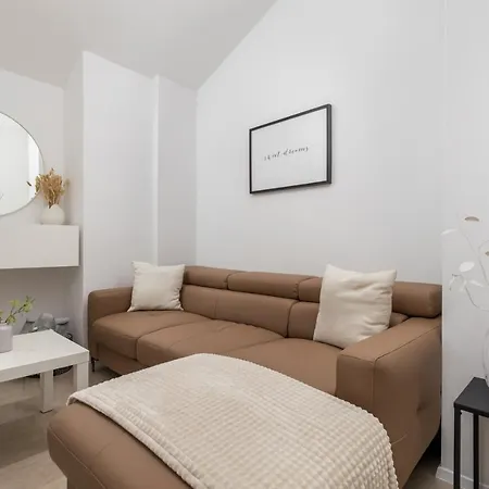 Nobis Apartament *