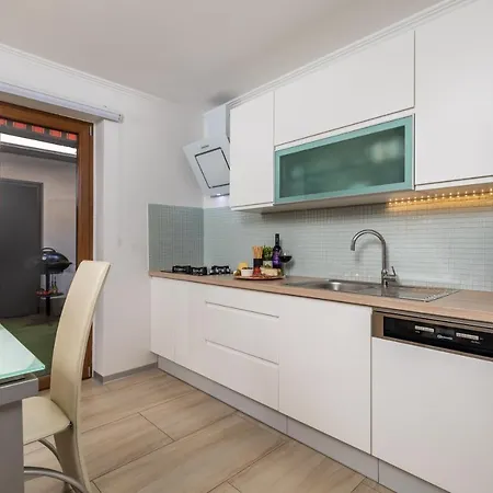 Nobis Apartment